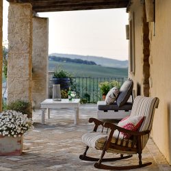 Casa La Siesta porch and chairs